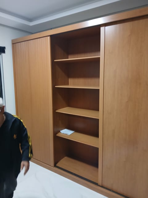 Montagem e desmontagem de móveis,desmontagem para mudanças, substituição de ferragens, regulagem manutenção.