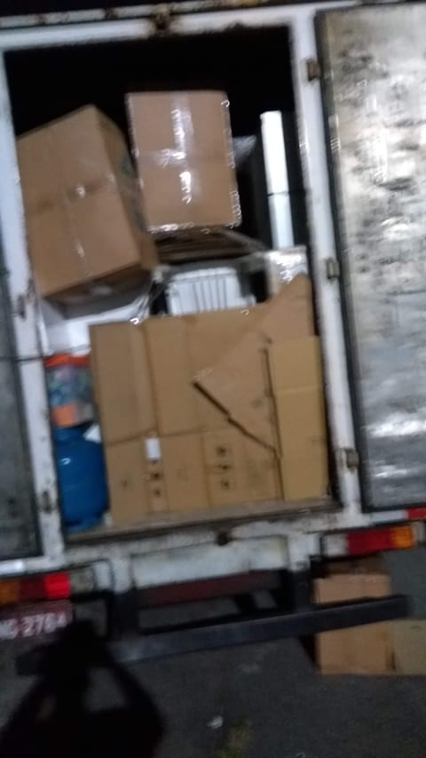 Montagem de móveis desmontagem  . Mudança completa.  Pintura