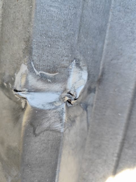 Vedação de goteiras e infiltrações nas janelas