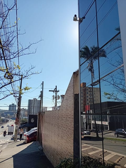 Instalação e Manutenção cftv , alarme , interfone