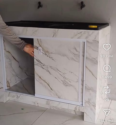 Preciso fazer fechamento de pia e escada e colocar piso