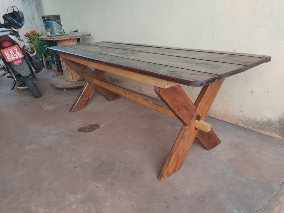 Fabricação de peças em madeira