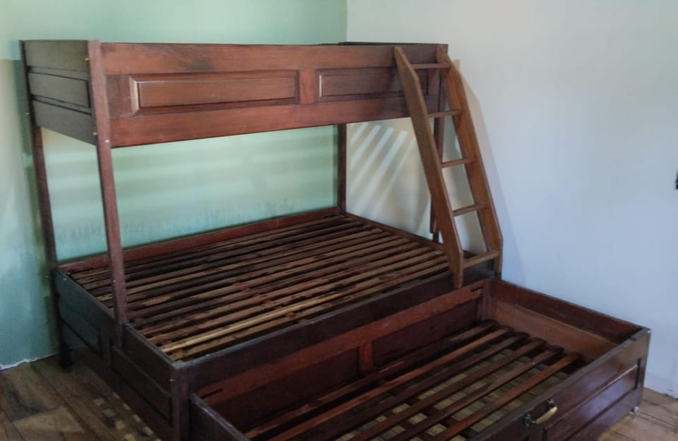Fabricação de peças em madeira