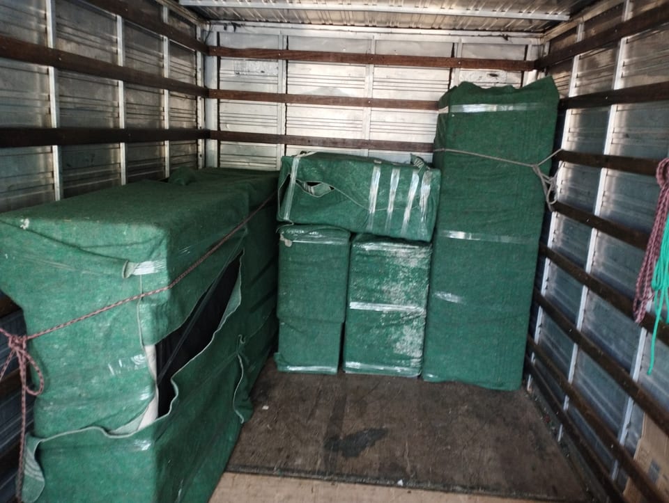 Transporte e embalagem de mudanças resistênciaisce comercias