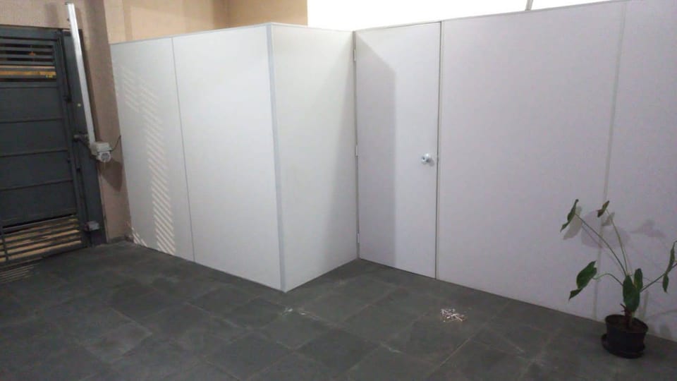 Colocação de forro pvc, portas sanfonada, abrigo de acrílico, de pvc e de vidro. Divisória madeira e drywall. Box vidro,