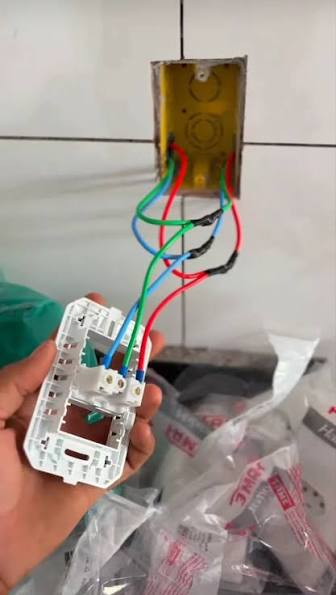 troca de tomada