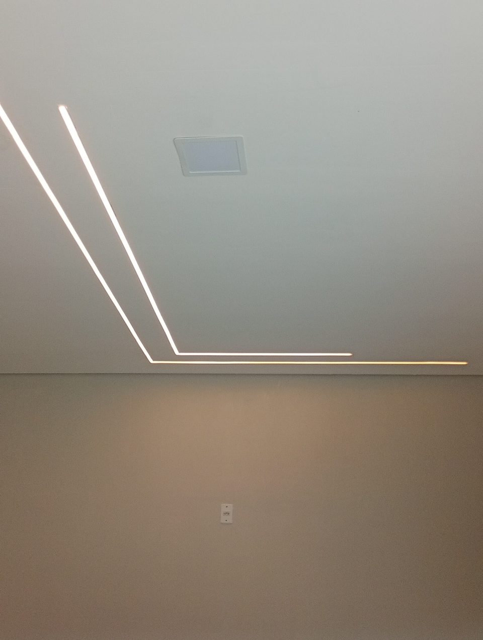 Eletrica em geral. Tomadas, chuveiro, circuitos, disjuntores, câmera de segurança, iluminação, wallbox